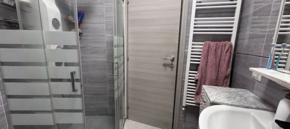 4-salle Appartement à Vigevano, Italy No. 182843 26