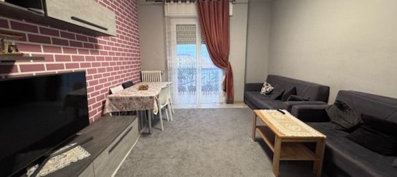 4-salle Appartement à Vigevano, Italy No. 182843 2