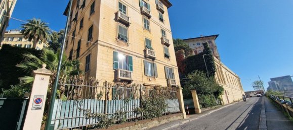 3 rooms Apartment in Genoa, Italy No. 233413 7