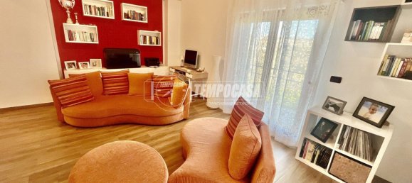 Квартира с 3 спальнями в Спольторе, Италия № 133984 3