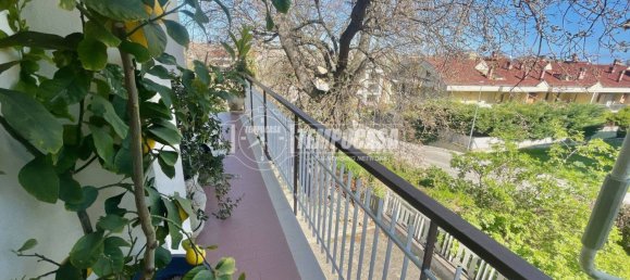 Квартира с 3 спальнями в Спольторе, Италия № 133984 9