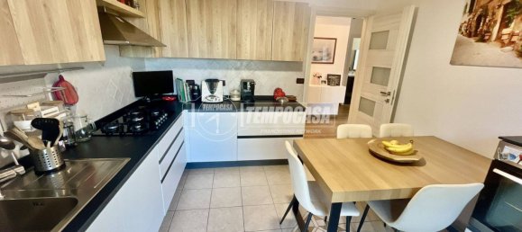 Квартира с 3 спальнями в Спольторе, Италия № 133984 29