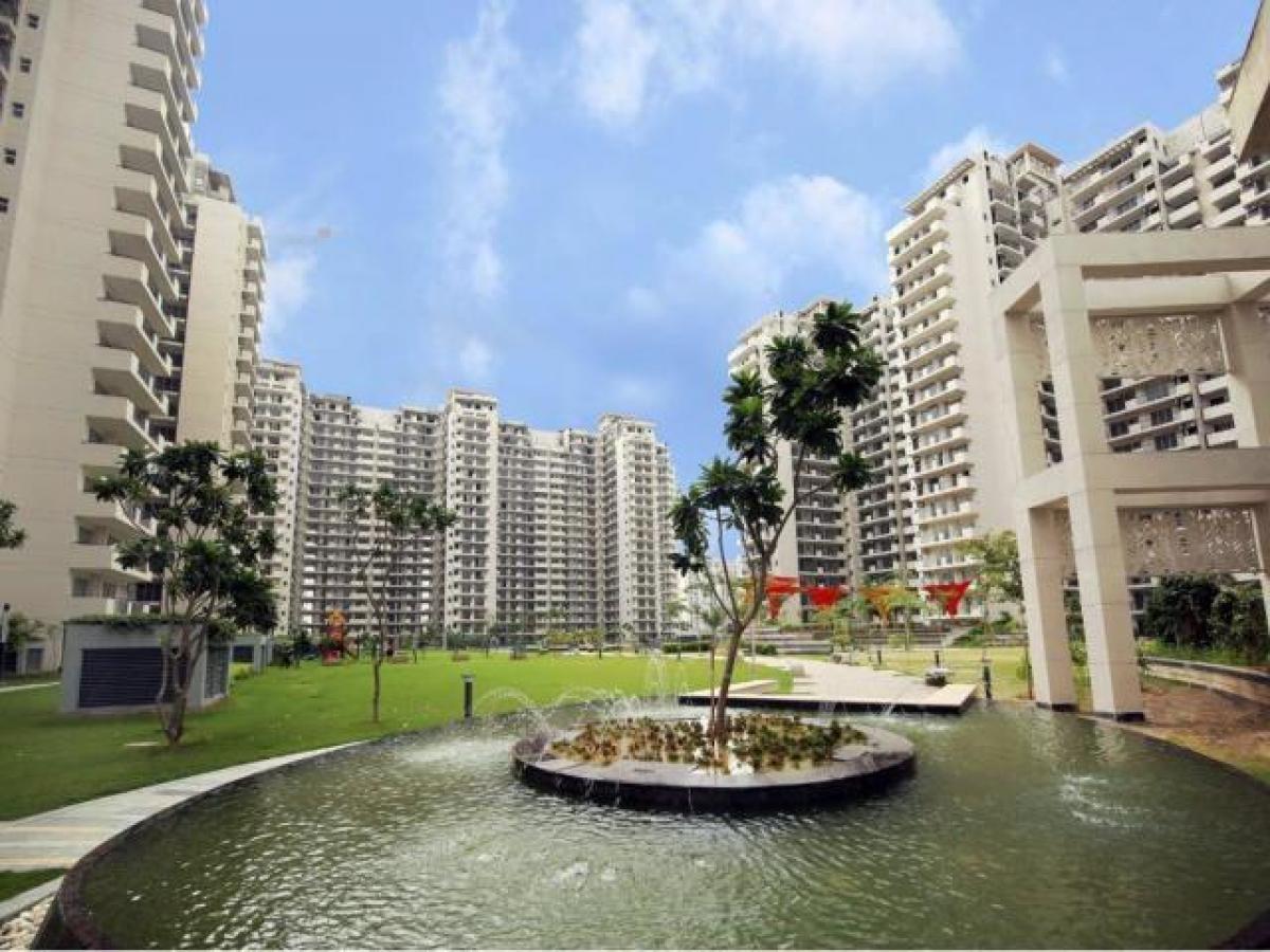 4 bedrooms House in Gurgaon, India No. 21438