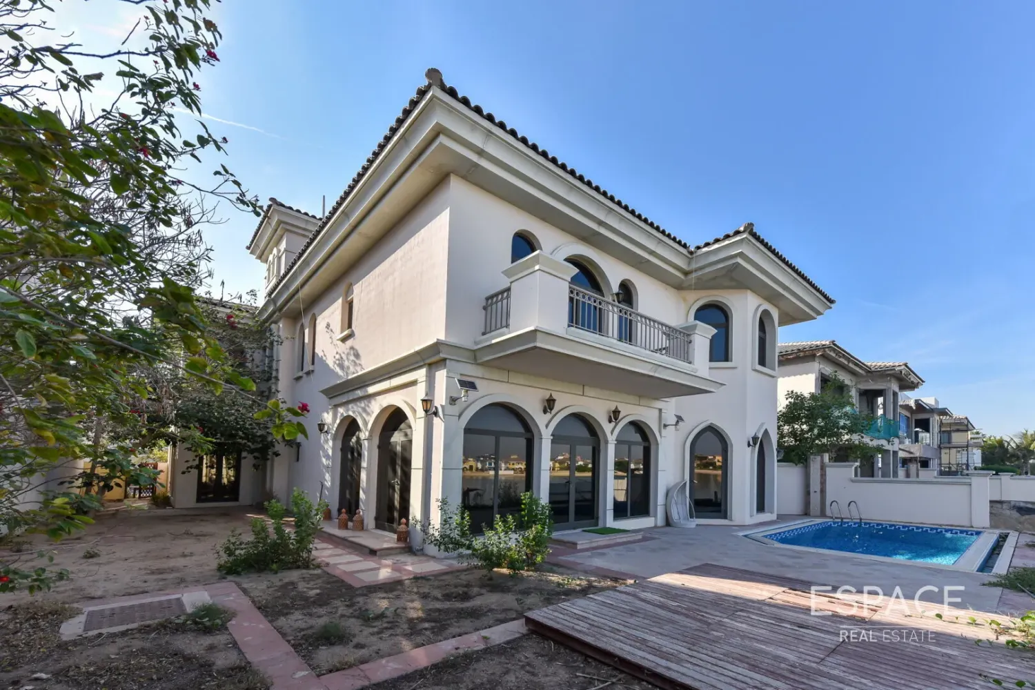 Villa de 4 dormitorios en Palm Jumeirah, UAE No. 106112