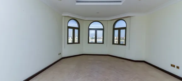 Villa de 4 dormitorios en Palm Jumeirah, UAE No. 106112 17