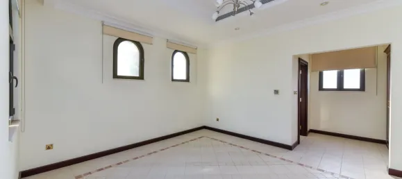Villa de 4 dormitorios en Palm Jumeirah, UAE No. 106112 9
