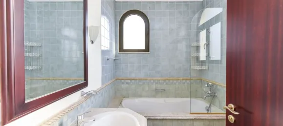 Villa de 4 dormitorios en Palm Jumeirah, UAE No. 106112 10