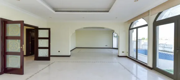 Villa de 4 dormitorios en Palm Jumeirah, UAE No. 106112 7