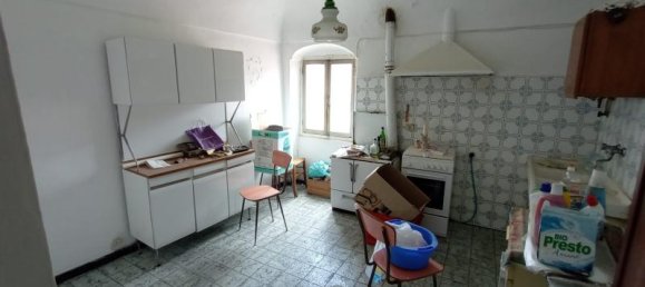 4-Zimmer Wohnung in Imperia, Italy, Nr. 237417 2