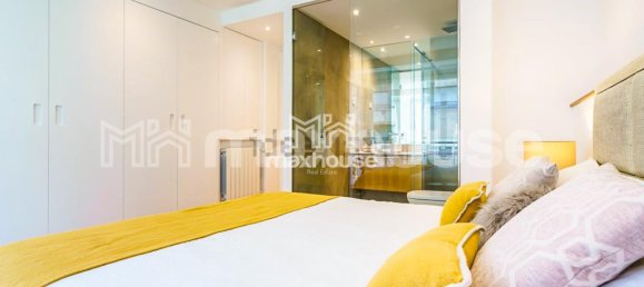 Apartamento de 4 dormitorios en Madrid, Spain No. 110055 14