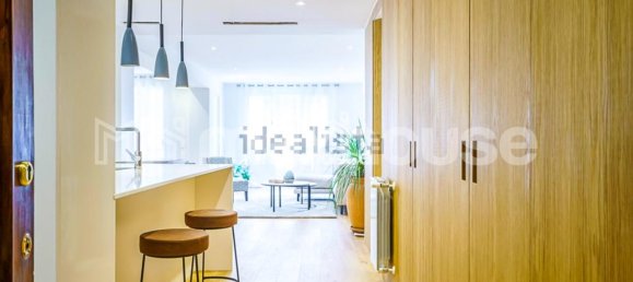 Apartamento de 4 dormitorios en Madrid, Spain No. 110055 21