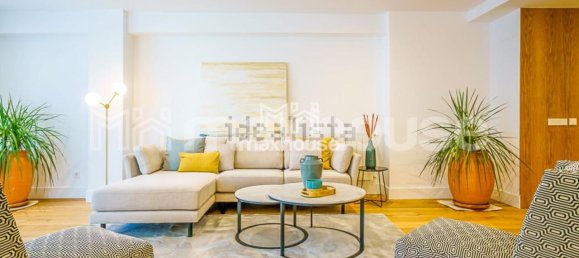 Apartamento de 4 dormitorios en Madrid, Spain No. 110055 6