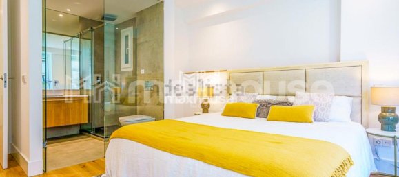 Apartamento de 4 dormitorios en Madrid, Spain No. 110055 8