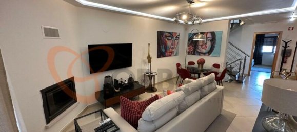 5 bedrooms Villa in Quarteira, Portugal No. 156931 2