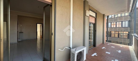 Квартира с 3 комнатами в Катания, Италия № 234242 21