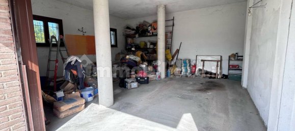 4 bedrooms Apartment in Boretto, Italy No. 101788 22