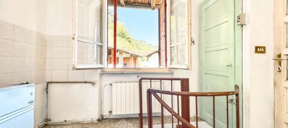 3-Zimmer Haus in Borgosesia, Italy, Nr. 145481 3