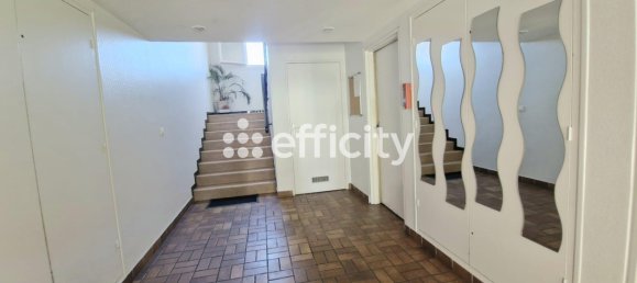 1 bedroom Apartment in Villeparisis, France No. 325722 4