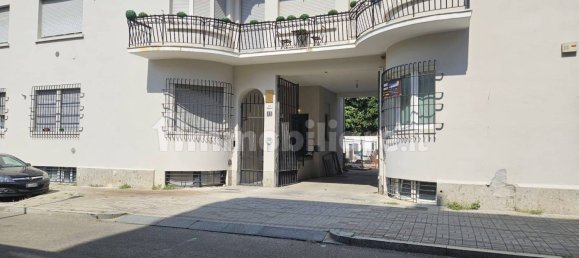 2 bedrooms Apartment in Milan, Italy No. 314251 12