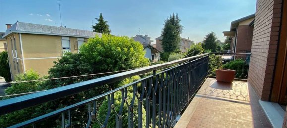 Villa de 5 divisões em Modena, Italy N.º 87033 34