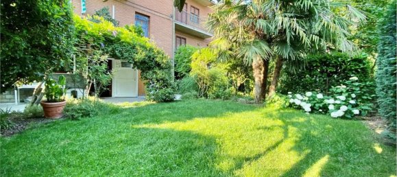 Villa de 5 divisões em Modena, Italy N.º 87033 2