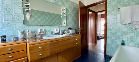 Villa de 5 divisões em Modena, Italy N.º 87033 31