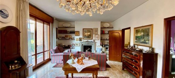 Villa de 5 divisões em Modena, Italy N.º 87033 16