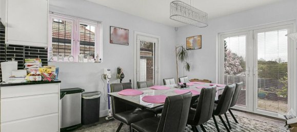 5 bedrooms House in Brookmans Park, United Kingdom No. 6536 8