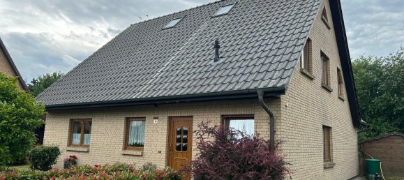 6 rooms House in Rostock, Germany No. 32900 32