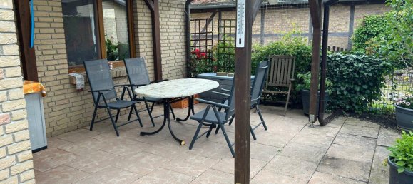 6 rooms House in Rostock, Germany No. 32900 36