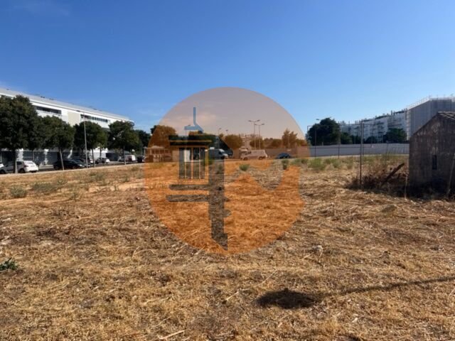  Land in Loule, Portugal No. 116306