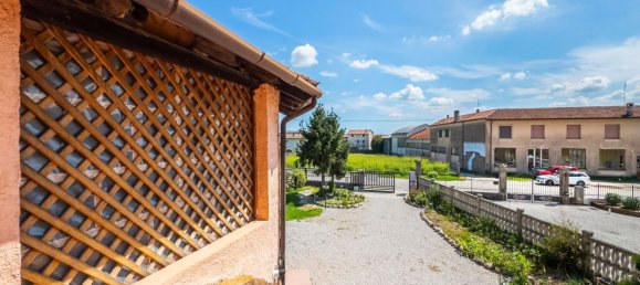 8 rooms House in Udine, Italy No. 292873 22