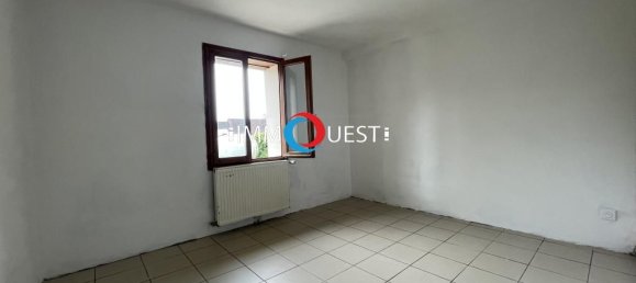 2 bedrooms House in Doudeauville, France No. 256251 4