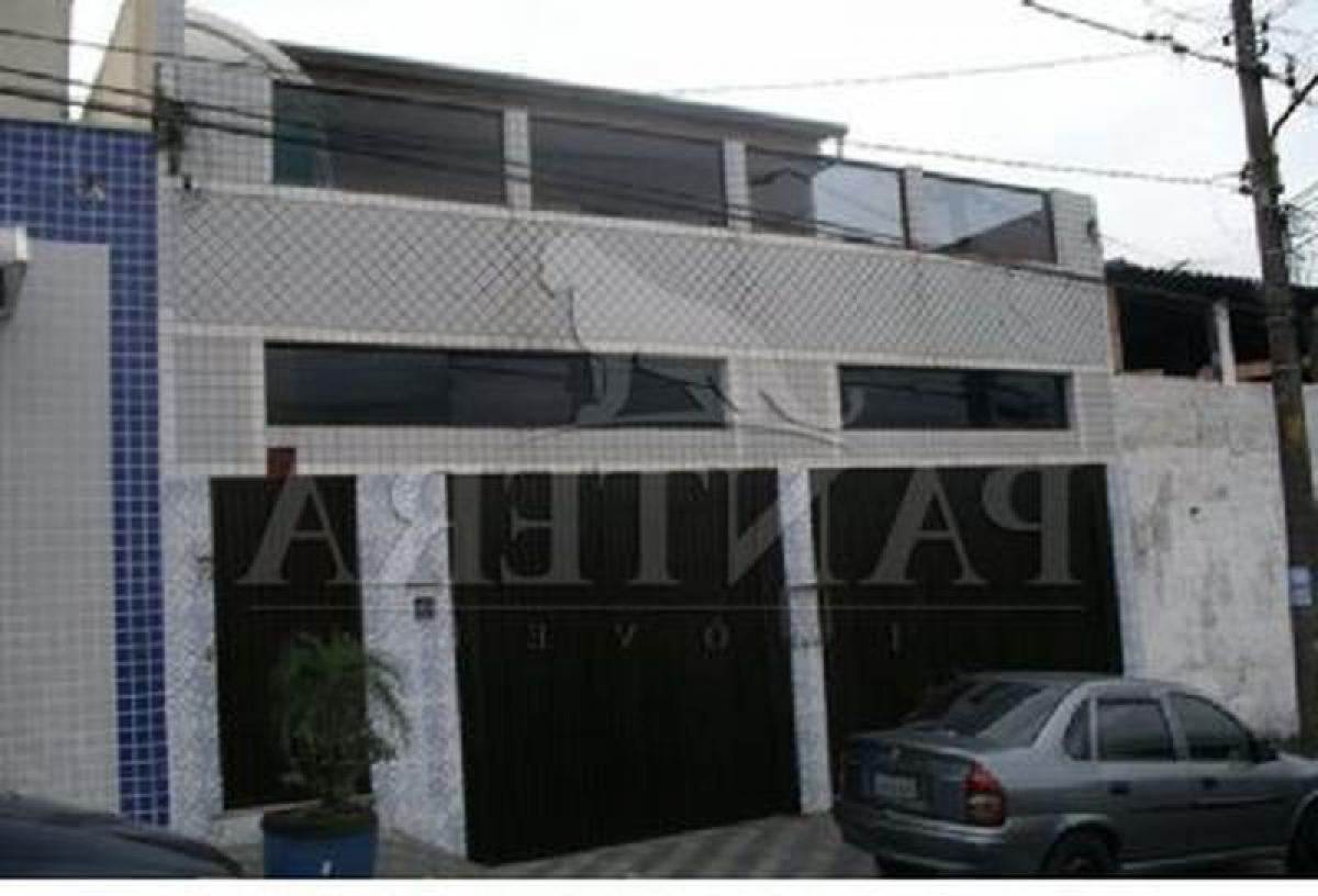 Casa de 3 dormitorios en Sao Paulo, Brazil No. 570203