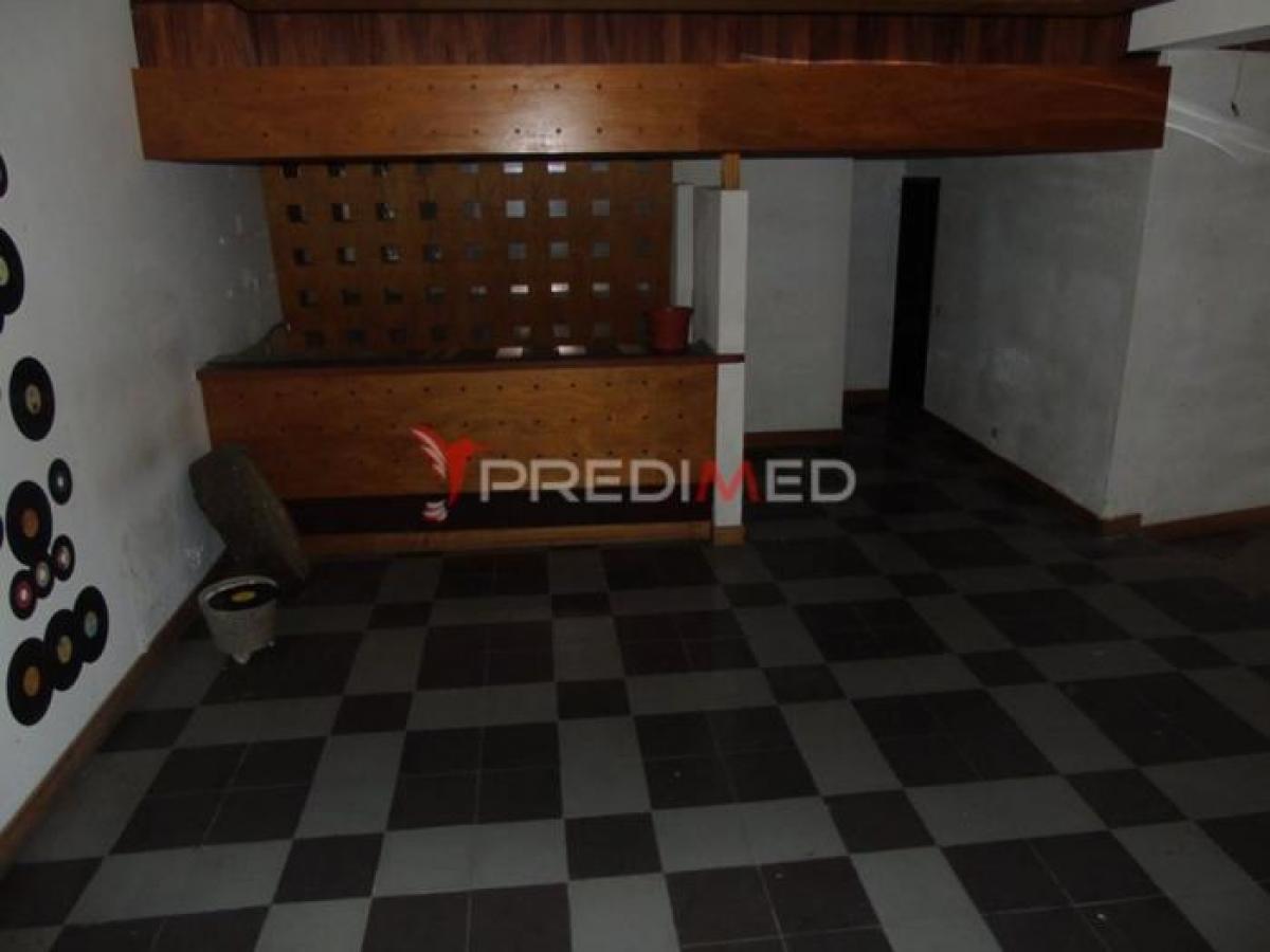 600m² Shop in Funchal, Portugal No. 1831