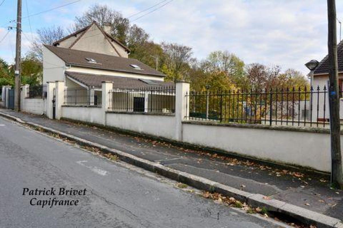 2 chambres Maison à Gagny, France No. 24642