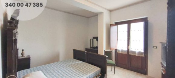 3 bedrooms House in Montereale, Italy No. 264362 12