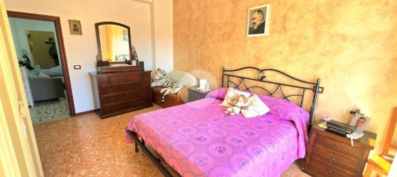2 Schlafzimmer Wohnung in Torre del Greco, Italy, Nr. 310047 24