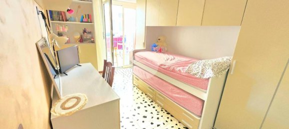 2 Schlafzimmer Wohnung in Torre del Greco, Italy, Nr. 310047 21