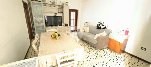 2 Schlafzimmer Wohnung in Torre del Greco, Italy, Nr. 310047 7