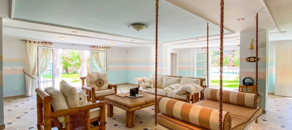 7 Schlafzimmer Villa in Villamartin, Spain, Nr. 8595 23