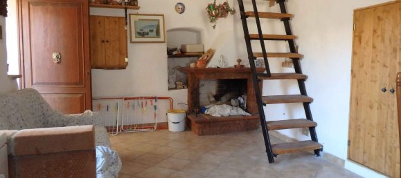 6 rooms House in Ortona dei Marsi, Italy No. 256928 10