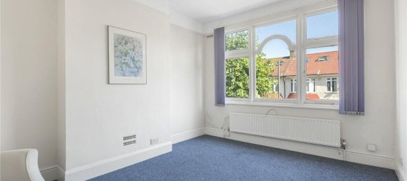 2 bedrooms Apartment in North Finchley, United Kingdom No. 6724 2
