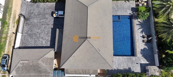 440m² House in Pattaya, Thailand No. 61339 4