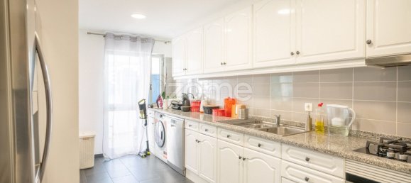 4 bedrooms House in Oeiras, Portugal No. 111342 14