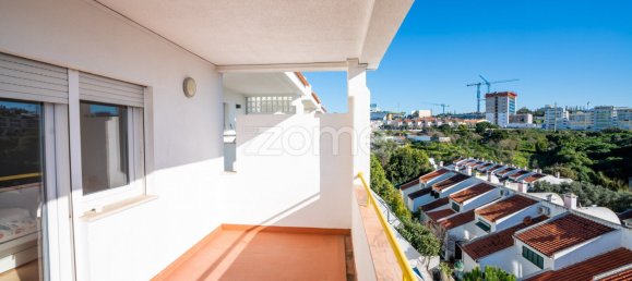 4 bedrooms House in Oeiras, Portugal No. 111342 3