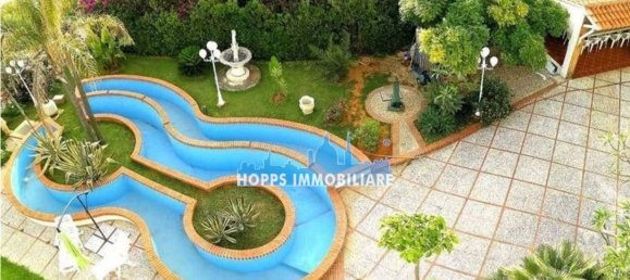 Вилла с 10 комнатами в Балестрате, Италия № 195136 18