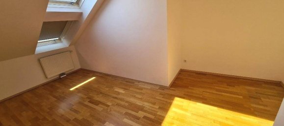 3 rooms Apartment in Favoriten, Austria No. 126974 3
