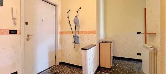 3 rooms Apartment in Savona, Italy No. 305481 10