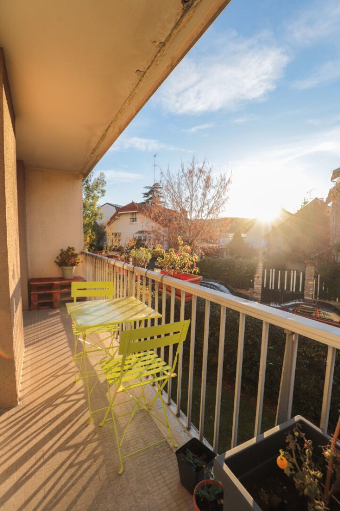 Apartamento de 2 dormitorios en Clamart, France No. 164919